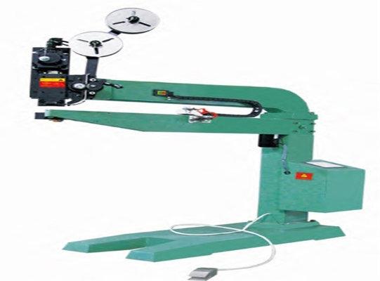 Mesin Jahit Kotak Kardus Baja Rostless Dua Servo 150mm Tinggi Jahit
